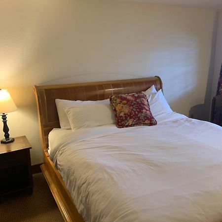 The Inn At Shady Lawn Newland Exteriör bild